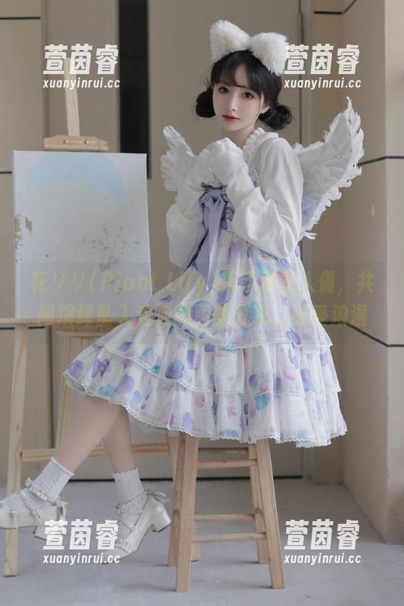 花リリ(Plant Lily)携手更衣人偶，共同演绎坠入爱河的图集分享，感受浪漫